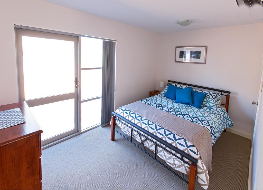 Morse Court Apartments Karratha Room photo